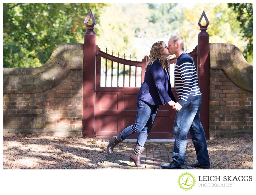 Colonial Williamsburg Engagement Photographer ~Megan and Freddy are getting Married!!~
