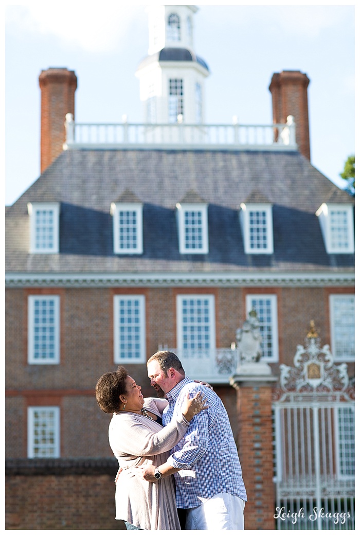 Williamsburg Virginia Engagement Photographer  Veronica & John are getting Married!! 