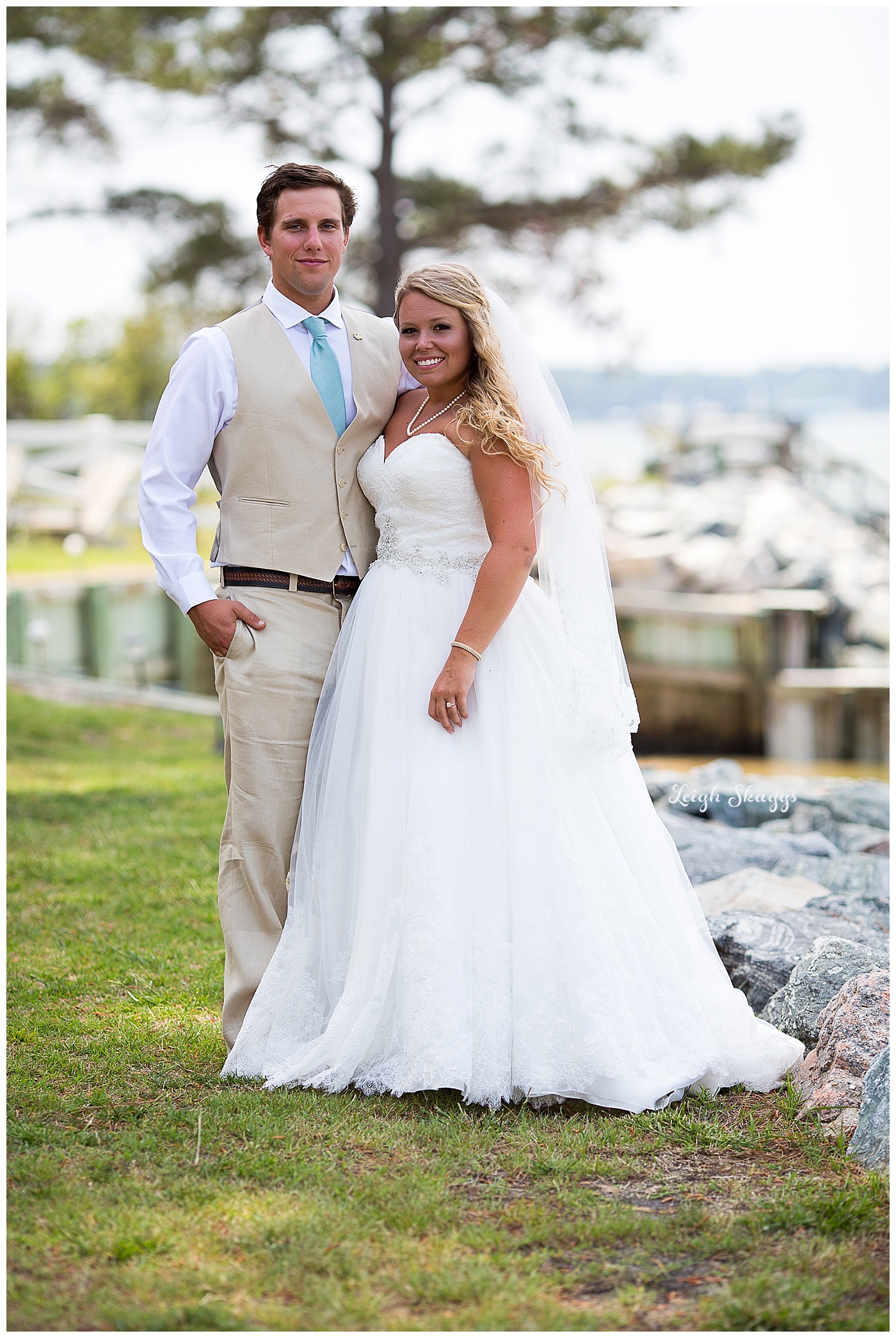 Erin and Jake are Married!  A Sunny Gwynns Island wedding!! 
