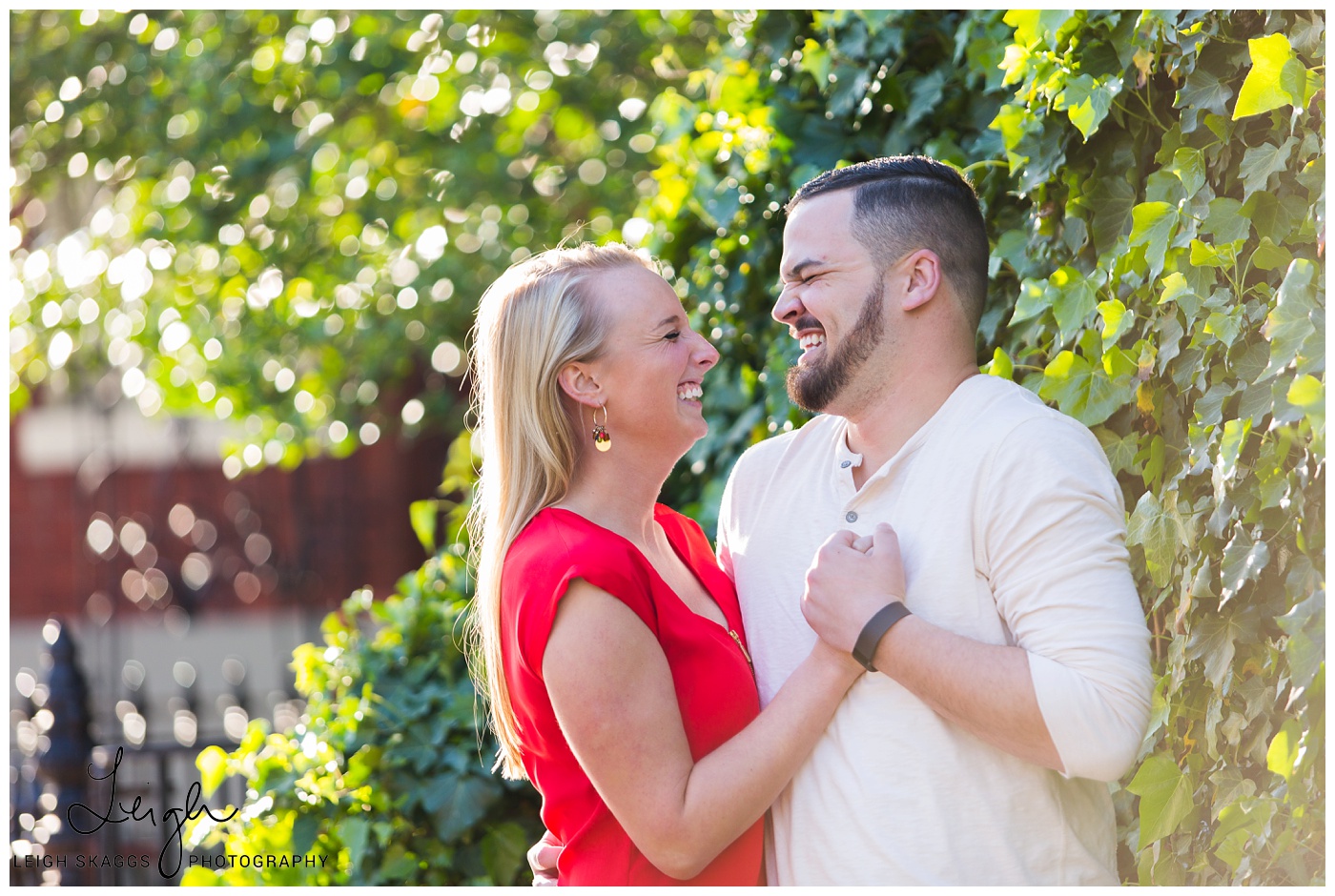 A spring engagement session at the Pagoda in Norfolk Virginia.