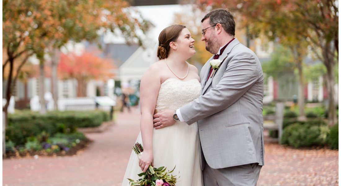 Freight Shed fall wedding in Yorktown Virginia!