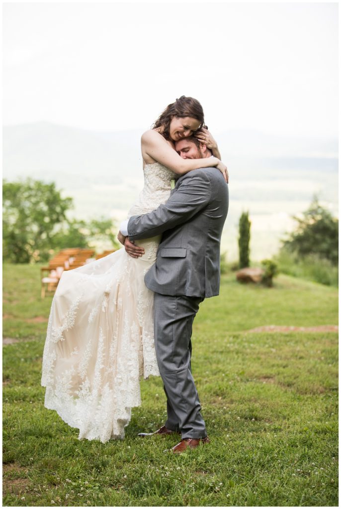 Jenna & Ethan | Lydia Mountain Lodge Wedding