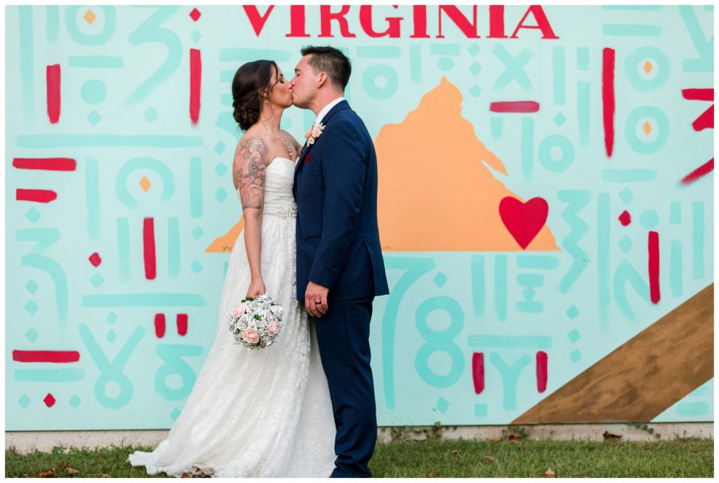 Kim & Kyle | MOCA Virginia Beach Fall Wedding