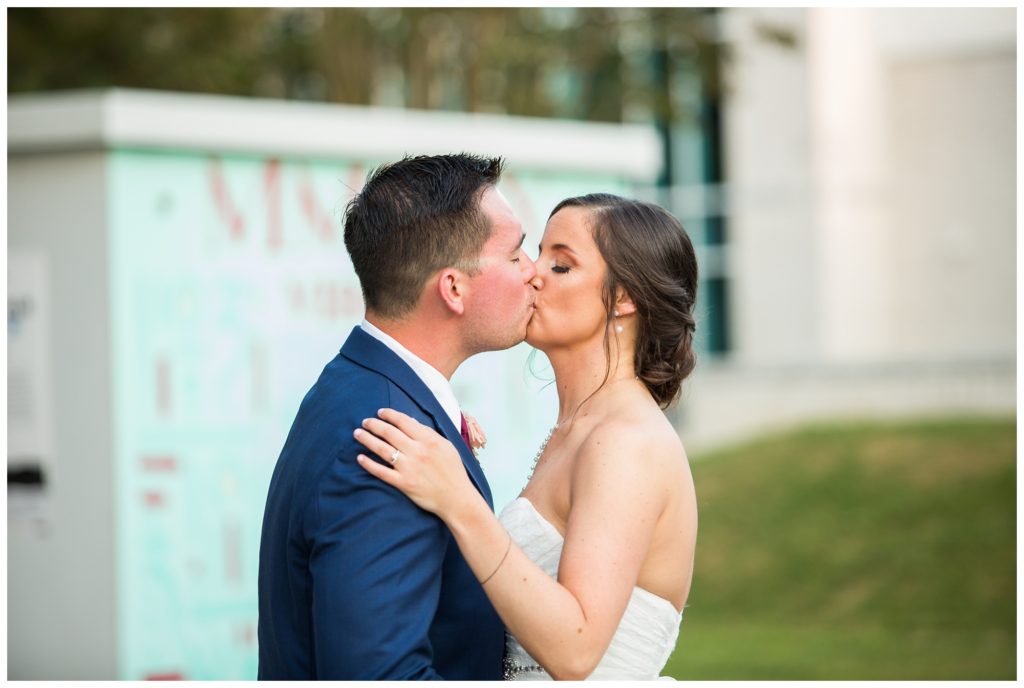 Kim & Kyle | MOCA Virginia Beach Fall Wedding