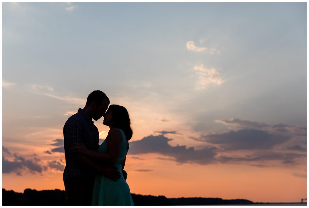 Rachel & Camden|Yorktown Engagement session