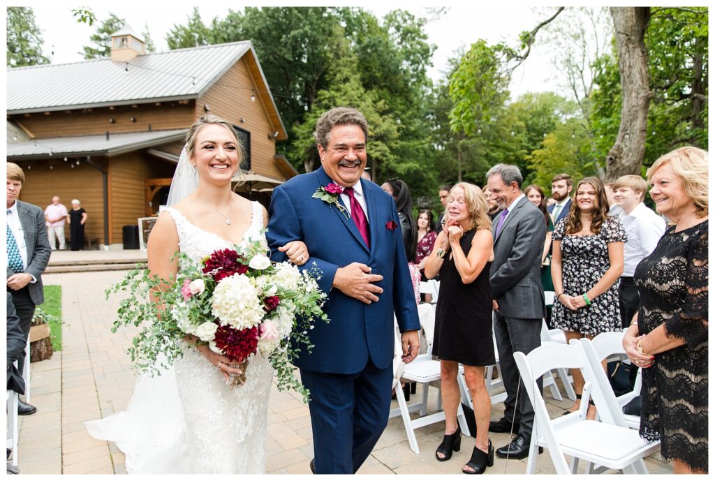 Krista & Jared | Catalpa Grove at Lakewood Park Barnesville Pennsylvania