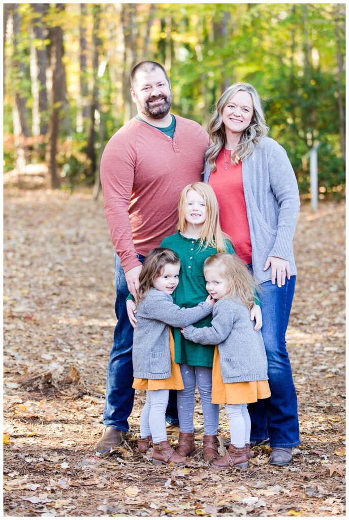 Larsen Family | Lake Lawson Family Portrait session