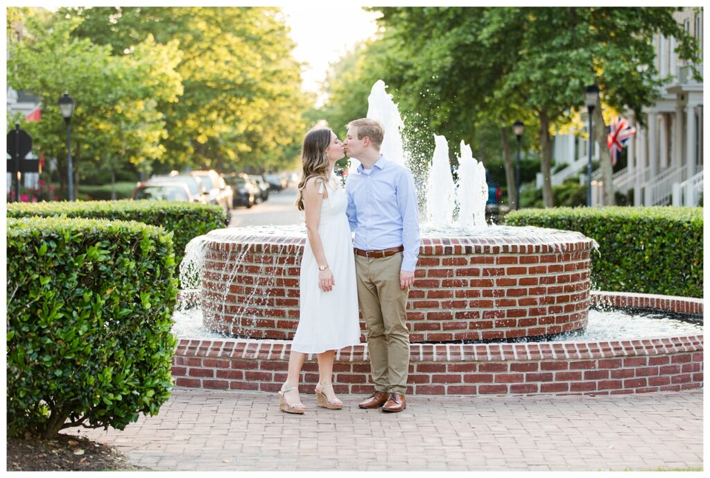 Jessica & Charlie | East Beach Norfolk Virginia Engagement