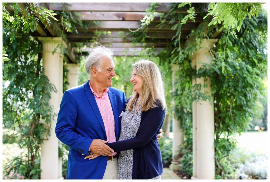 Larry and Penny | Williamsburg Inn Senior Session