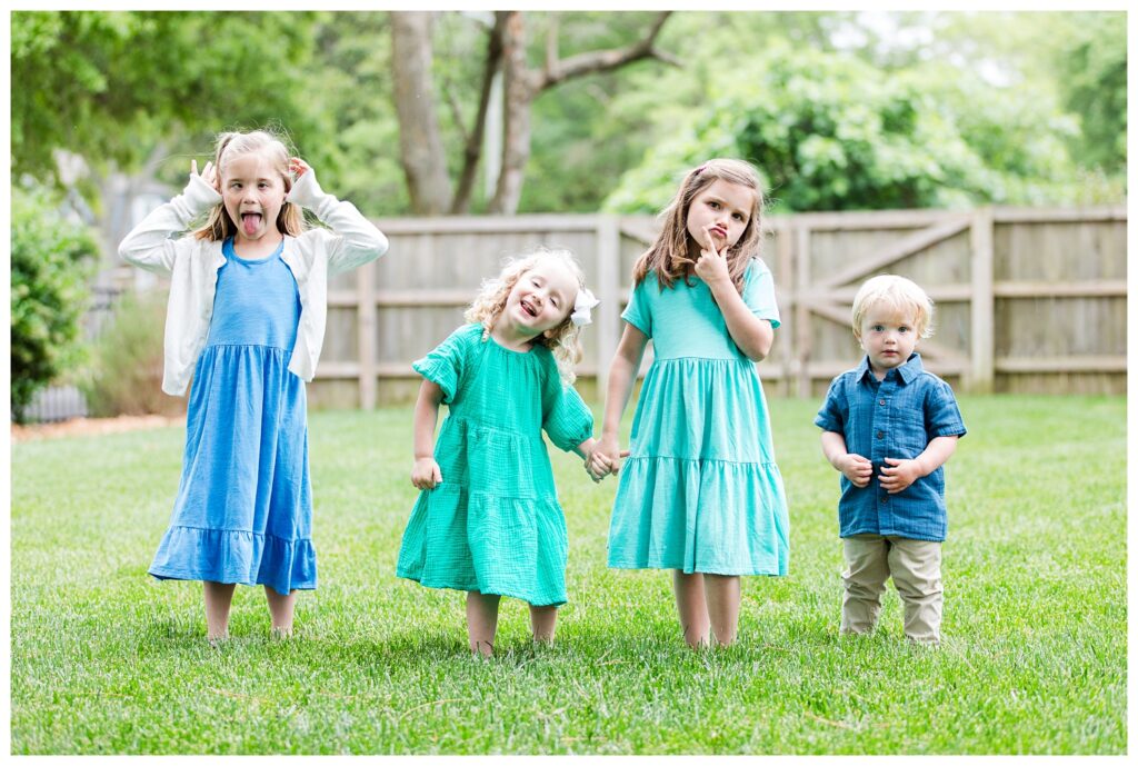 Lizzy, Ben and Family | Virginia Beach Family Backyard Portrait Session