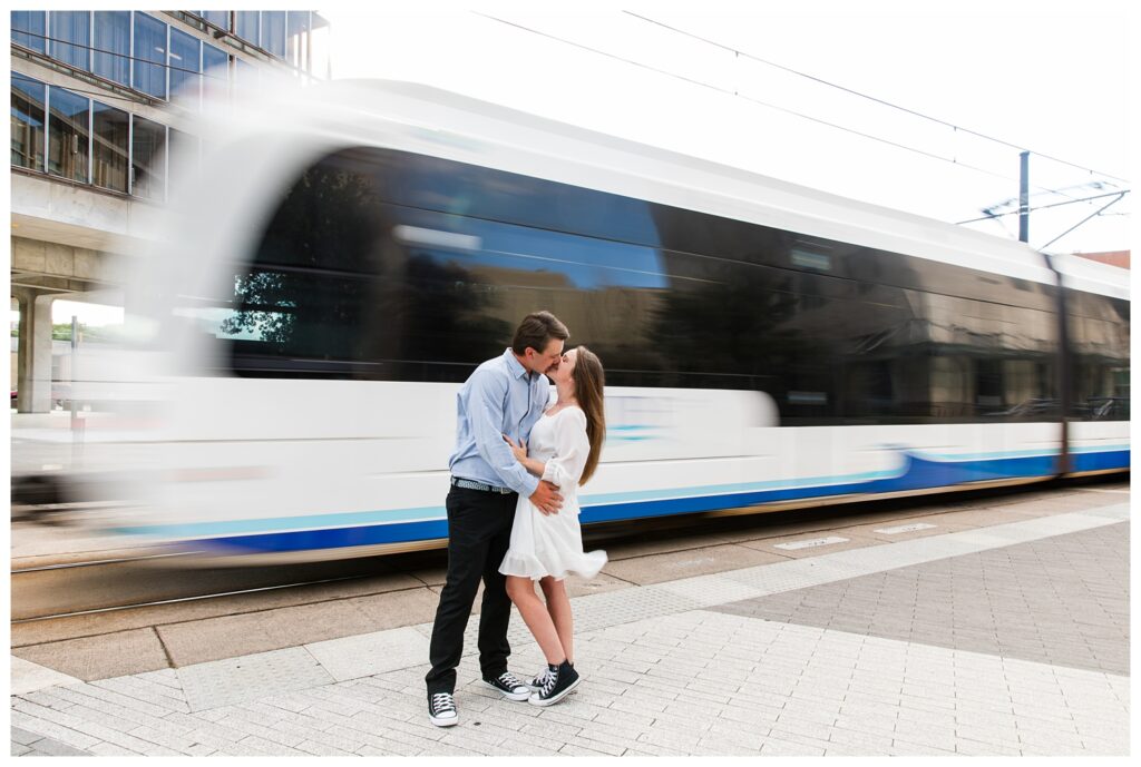 Aubrey & Myles | Downtown Norfolk Virginia Courthouse Elopement