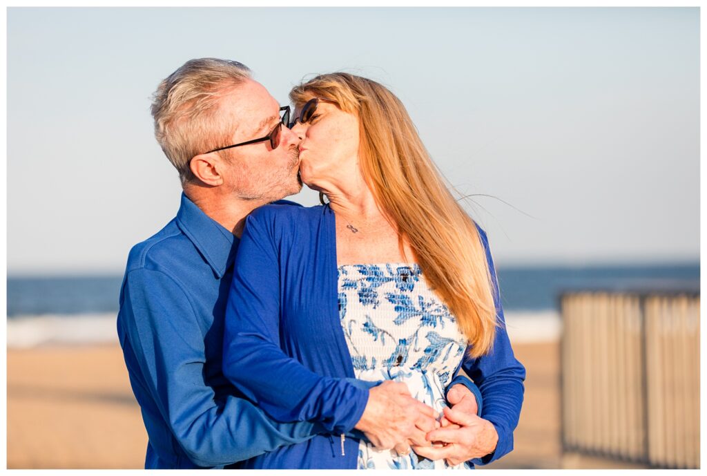 Donna & Tommy | Grommet Park Virginia Beach Anniversary session