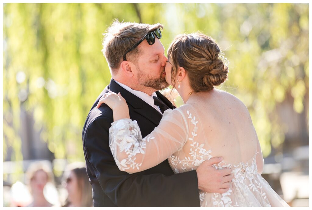 Heather & Rob | Blue Petes Restaurant Wedding Virginia Beach