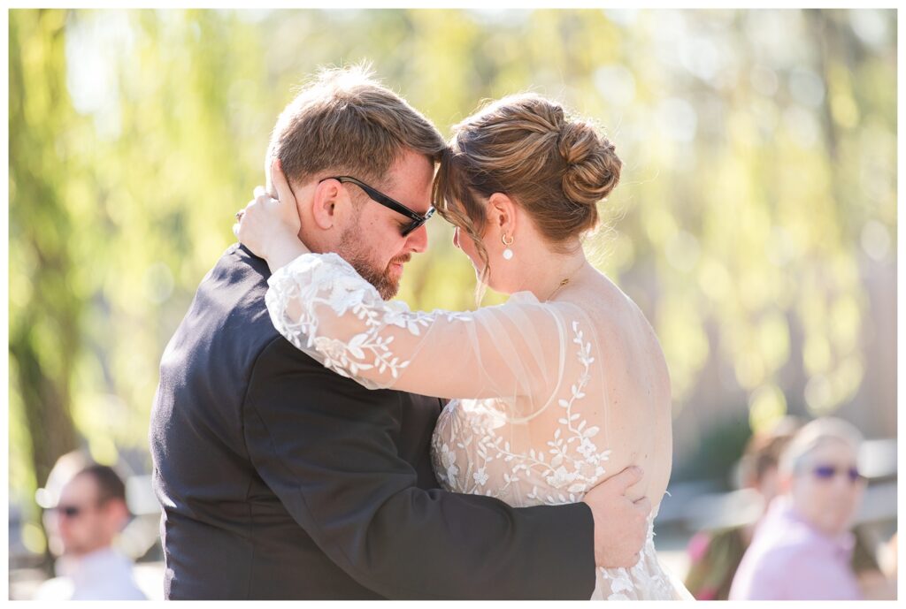 Heather & Rob | Blue Petes Restaurant Wedding Virginia Beach