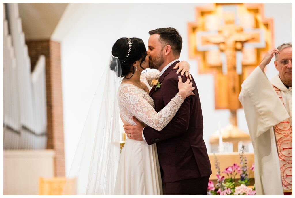 Sara & Matt | The Town Point Club Norfolk Virginia