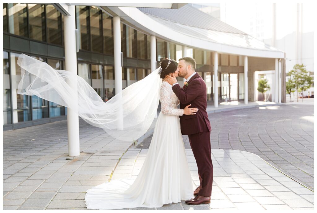 Sara & Matt | The Town Point Club Norfolk Virginia