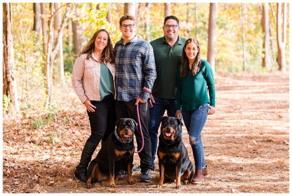 The Detrick Family | Oak Grove Lake Park Family Portrait session