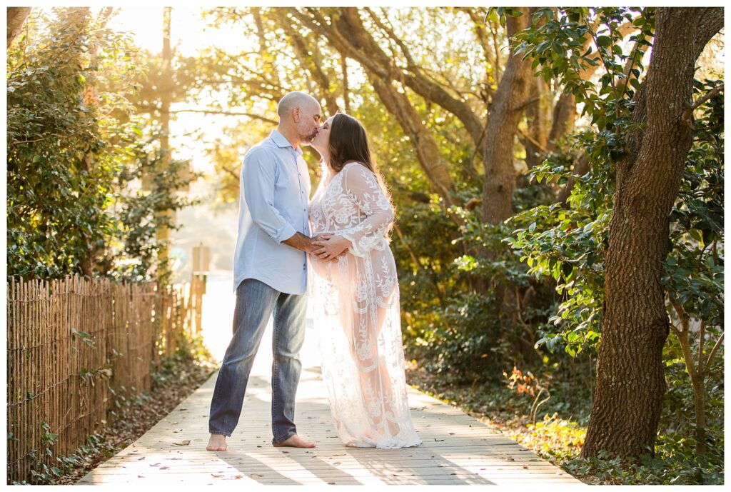 Deanna & Kevin | Virginia Beach Maternity Session